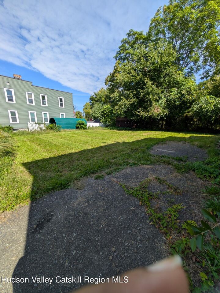 Property Photo: 352 - 354 State NY 12534