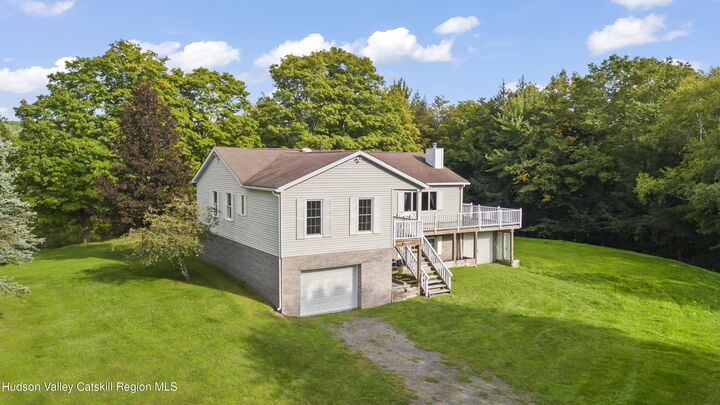 Property Photo:  188 Gulf  NY 12147 