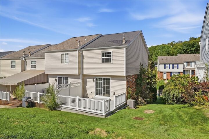 Property Photo: 5011 Hamilton Dr PA 15001
