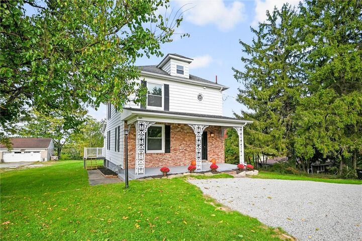 Property Photo:  864 Clay Pike  PA 15642 
