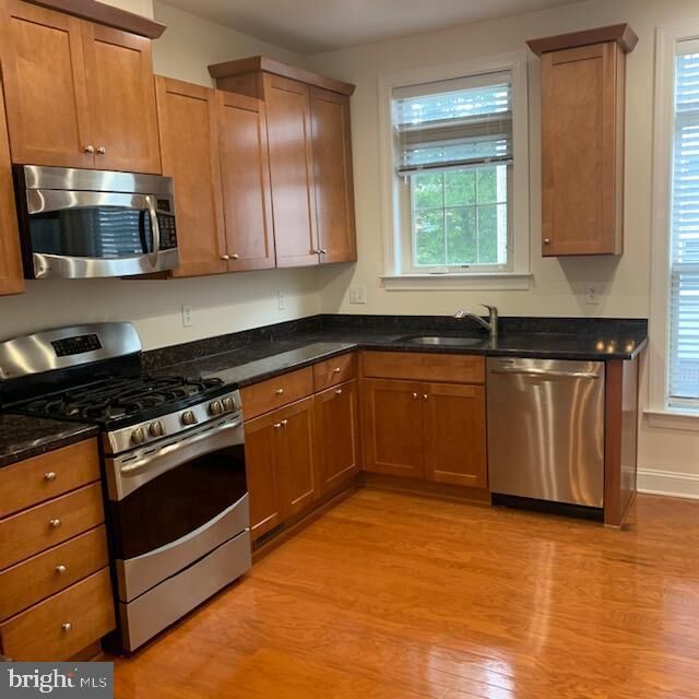 Property Photo: 430 N Thomas Street VA 22203