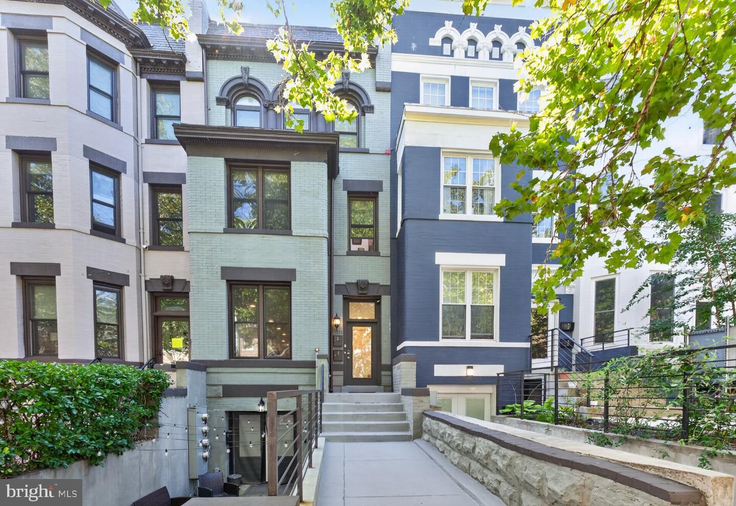 Property Photo:  1130 Columbia Road NW 2  DC 20009 