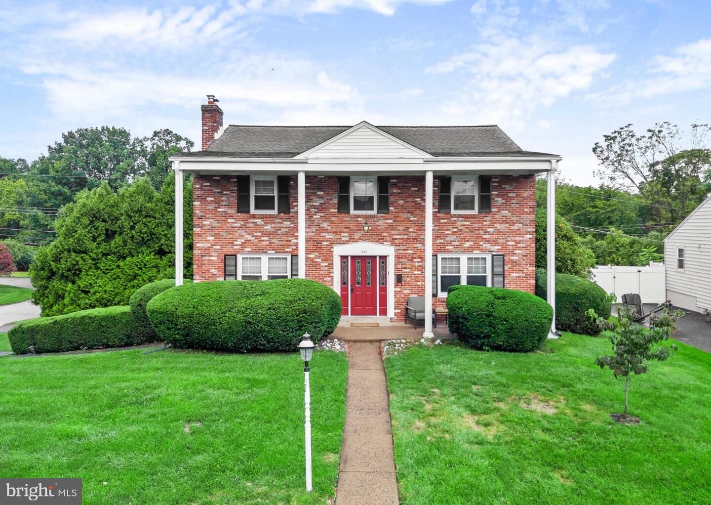 Property Photo: 1705 Sue Ellen Drive PA 19083