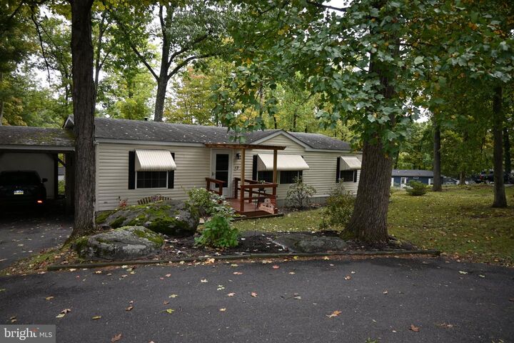 Property Photo:  13 Hillside  PA 18951 