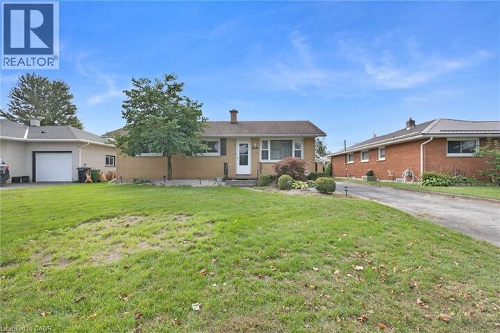 Property Photo:  128 First Avenue  ON N4B 1G3 