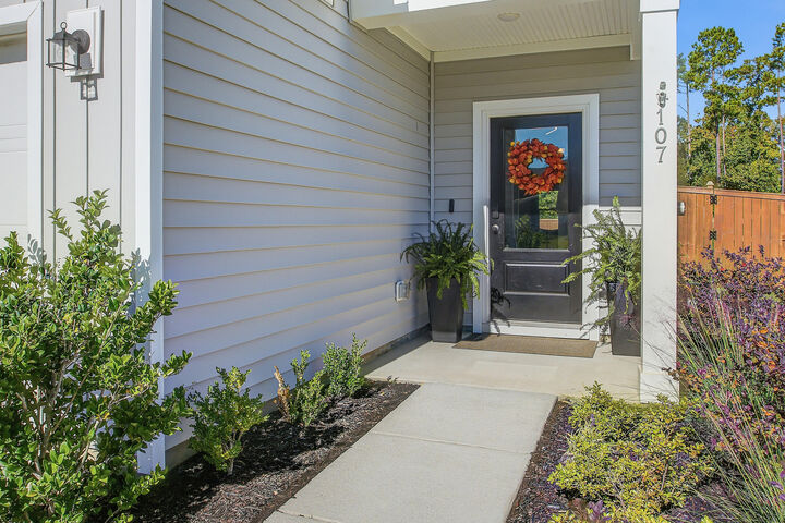 Property Photo:  107 Lucca Drive  SC 29486 