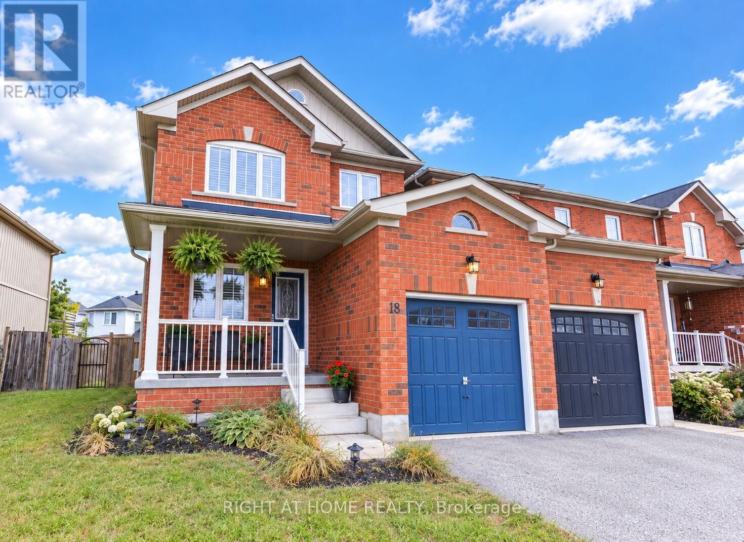 Property Photo:  165 Greenwood Drive  ON L3W 0E4 