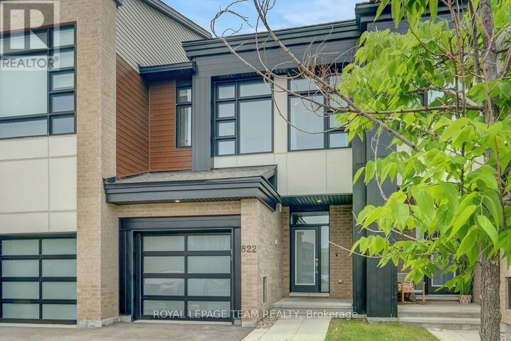 Property Photo:  822 Chipping Circle  ON K4M 0E7 