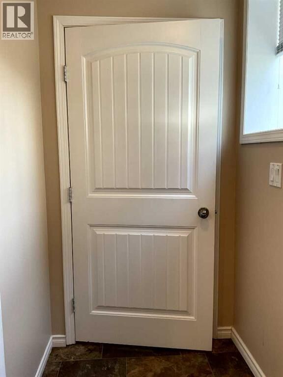 Property Photo:  5524 49 Avenue  SK S9V 0V4 