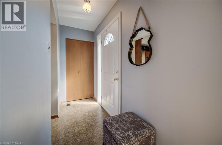 Property Photo:  30 Kingswood Drive  ON N2E 1A7 