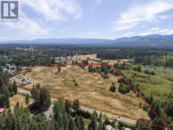 Property Photo: 7561 Howard Road BC V9J 1G2