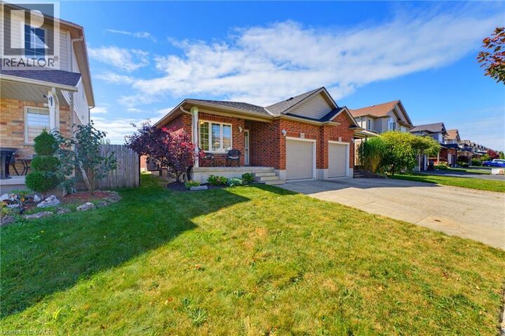 Property Photo: 195 Brenneman Drive ON N3A 4N2