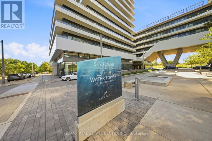 Property Photo: 30 Shore Breeze Drive 6110 ON M8V 0J1