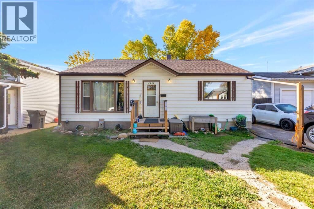 Property Photo:  4813 48 Street  AB S9V 0K6 