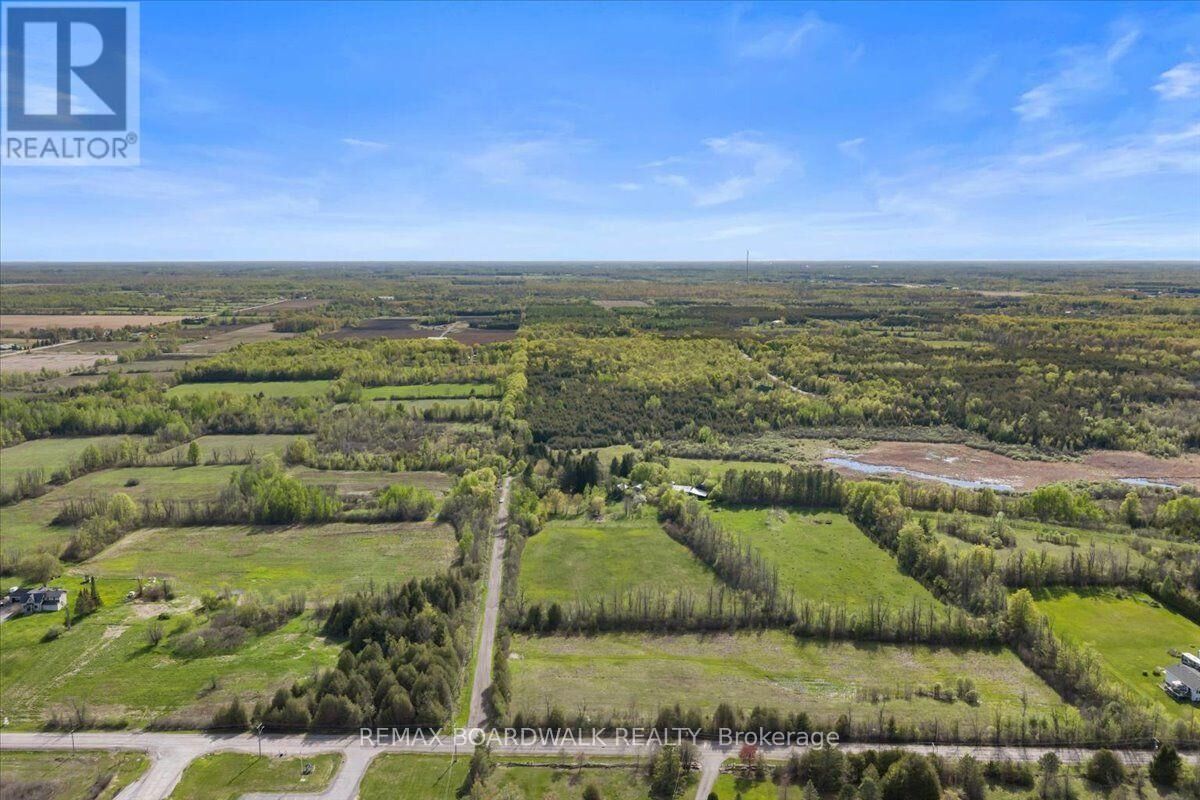 Property Photo:  2448 Scrivens Drive  ON K0A 2P0 