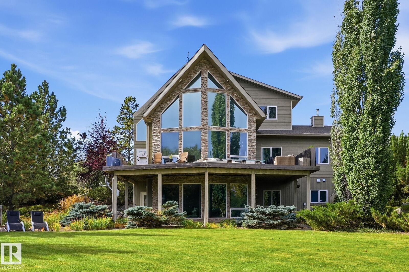 Property Photo:  1730 Ellerslie Road SW  AB T6X 1A7 