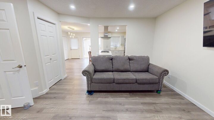 Property Photo:  17 Vista Spruce Grove  AB T7X 4P6 