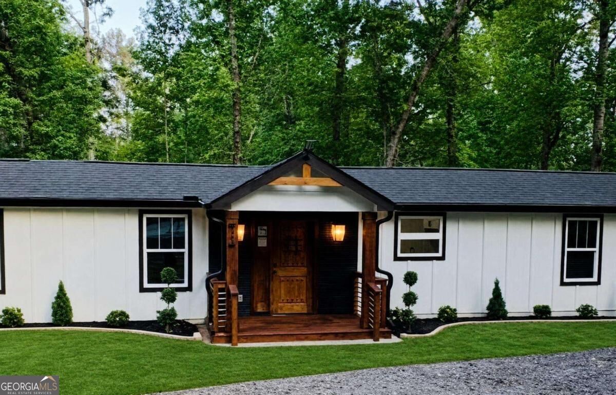 Property Photo:  2363 Hi Roc Circle NE  GA 30012 