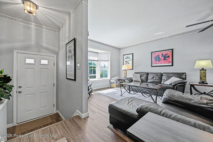 Property Photo:  15 Briarwood Way  PA 18411 