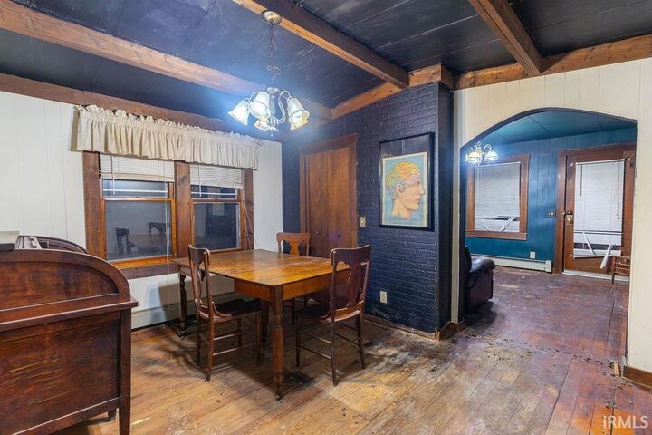 Property Photo: 8819 N County Road 450 W Road IN 47601