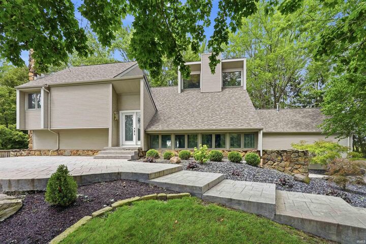 Property Photo: 19233 Bishop Road IN 46788