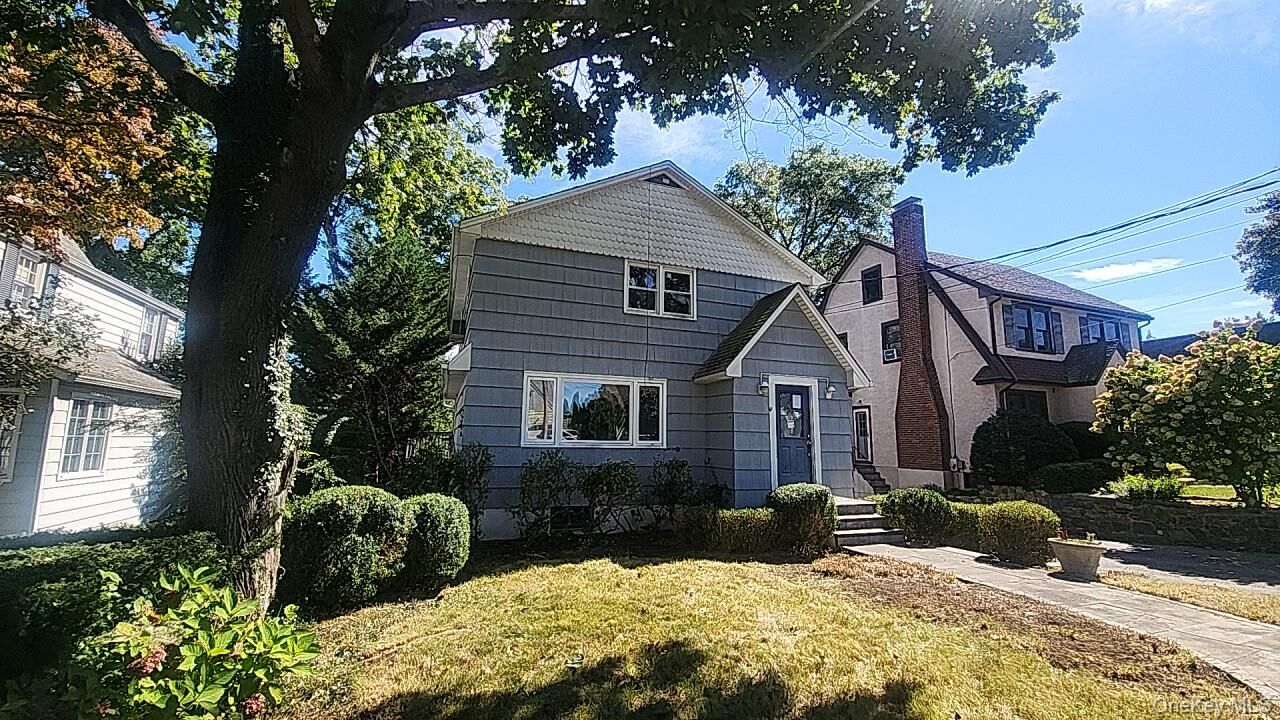 Property Photo:  10 Shelley Avenue  NY 10595 