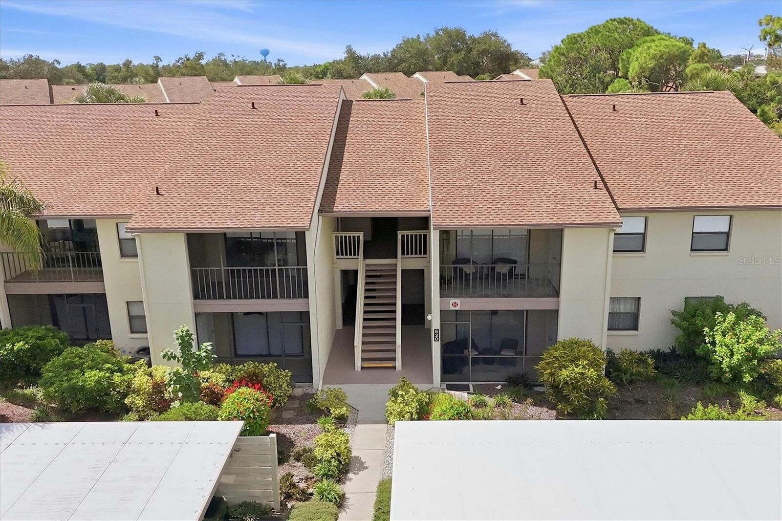 Property Photo:  630 Bird Bay Drive E 205  FL 34285 