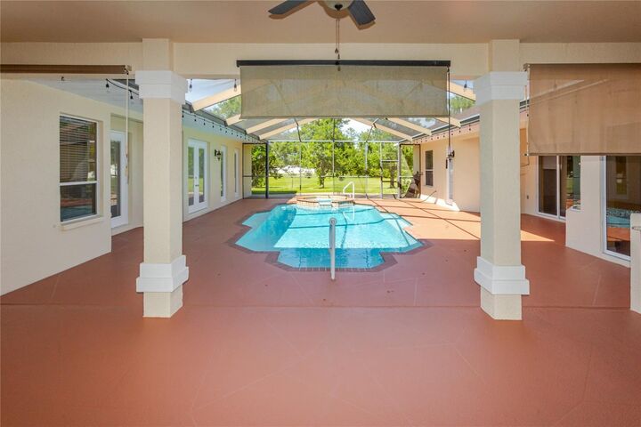 Property Photo:  3427 Misty View Drive  FL 34609 