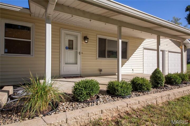 Property Photo:  260 E Skyline Drive  MO 63011 