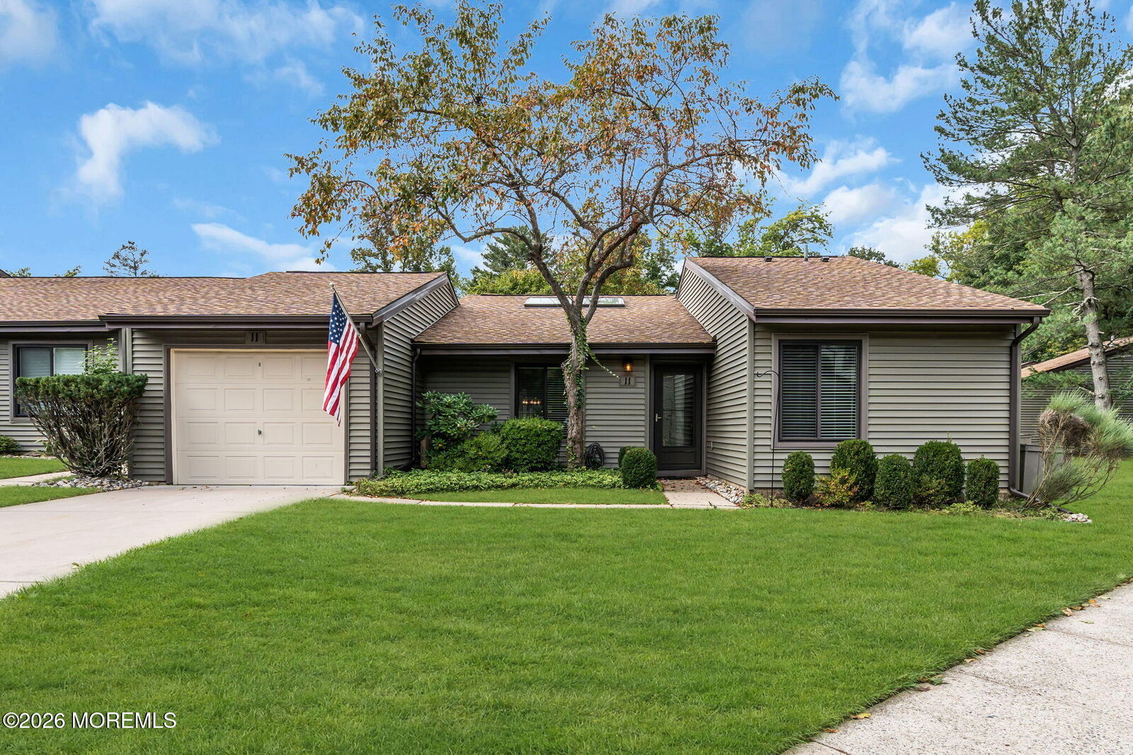 Property Photo:  11 Auburn Court  NJ 07701 