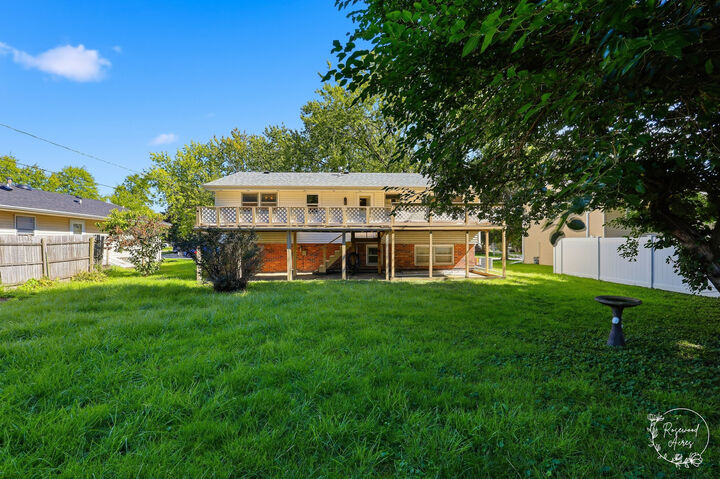 Property Photo:  477 N Van Buren Avenue  IL 60915 