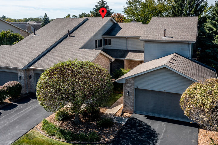 Property Photo:  16630 Fairfax Court 16630  IL 60477 