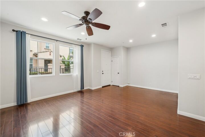 Property Photo: 32 New Season CA 92602