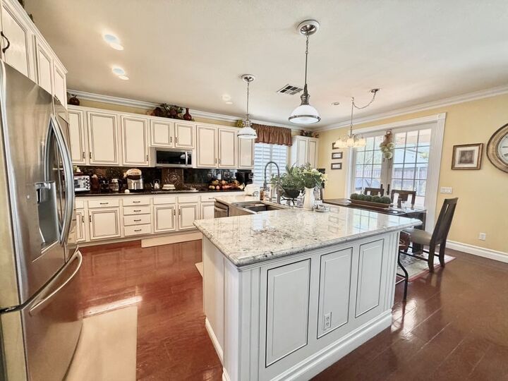 Property Photo:  7212 Corona Valley Avenue  CA 92880 