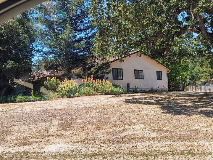 Property Photo:  10185 Santa Ana  CA 93422 