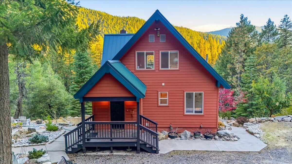 Property Photo:  200 Craycroft Ridge Road  CA 95936 