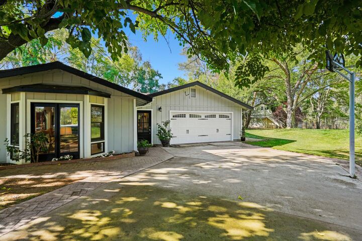 Property Photo: 5400 Wise Road CA 95648