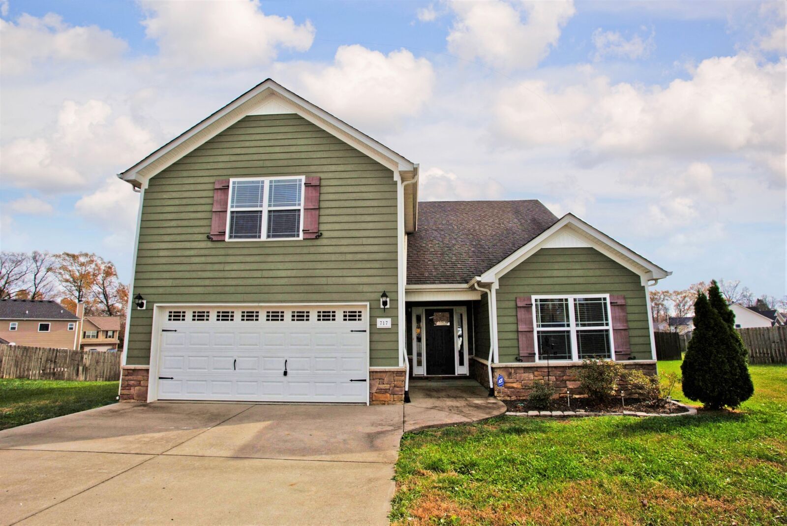 Property Photo:  717 Elm St  TN 37040 