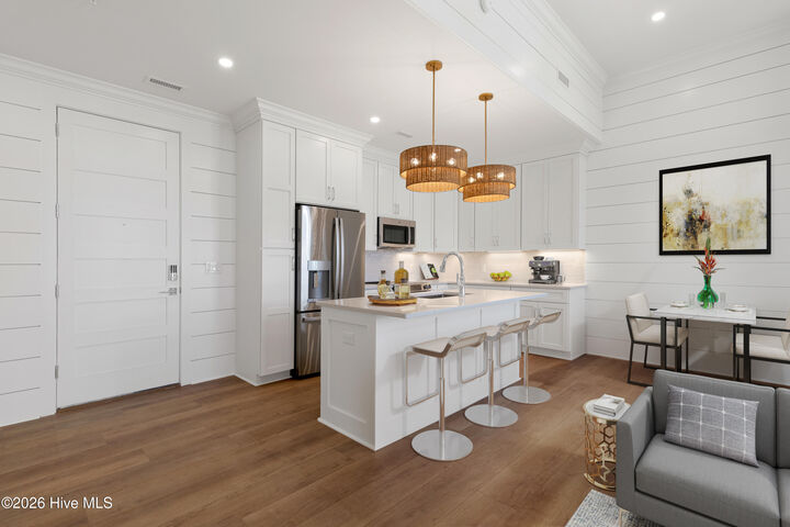 Property Photo:  805 Mulberry Street Unit 108  NC 28516 