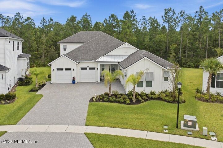 Property Photo:  104 Owenlee Drive  FL 32081 