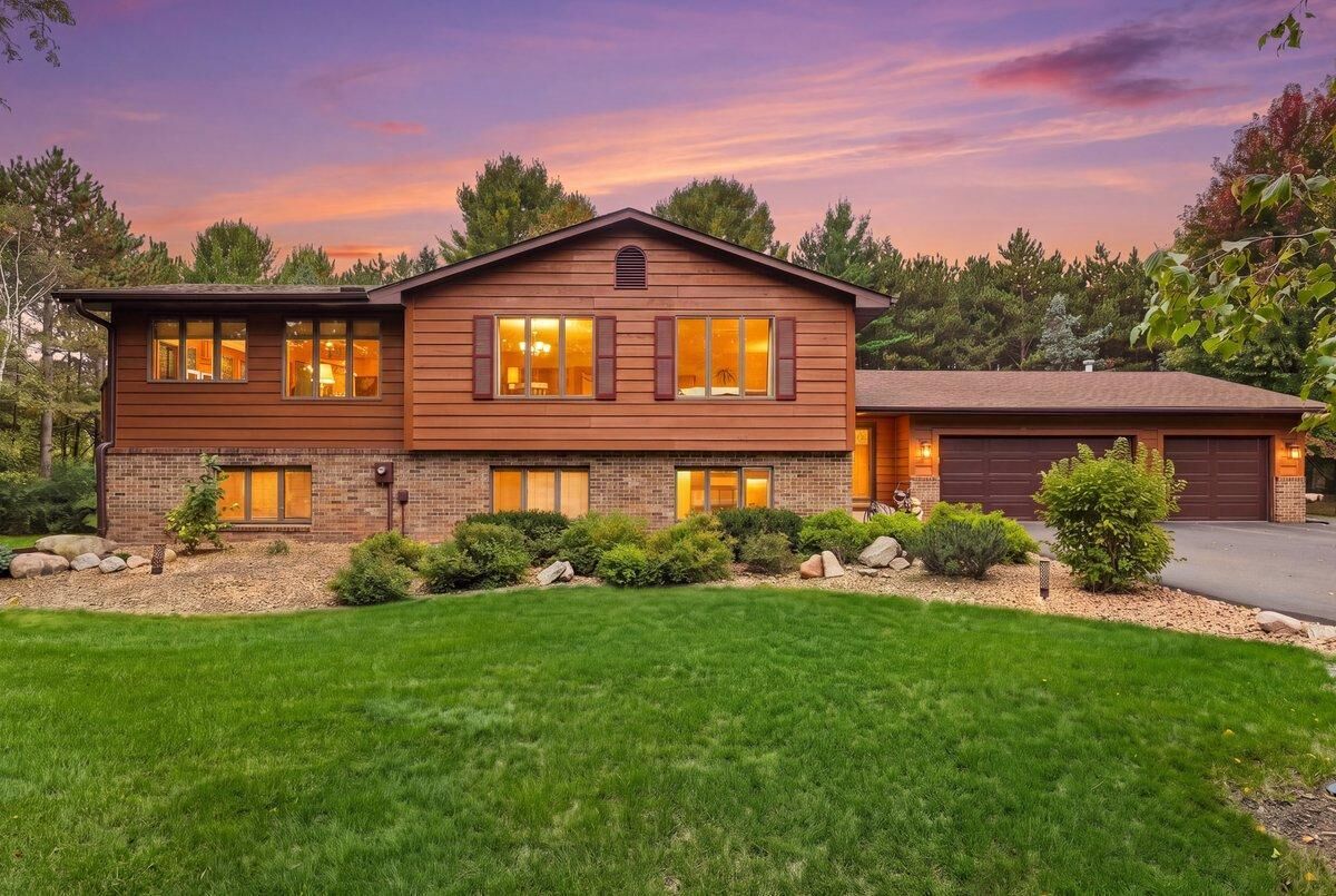 Property Photo:  10180 Perkins Avenue N  MN 55082 