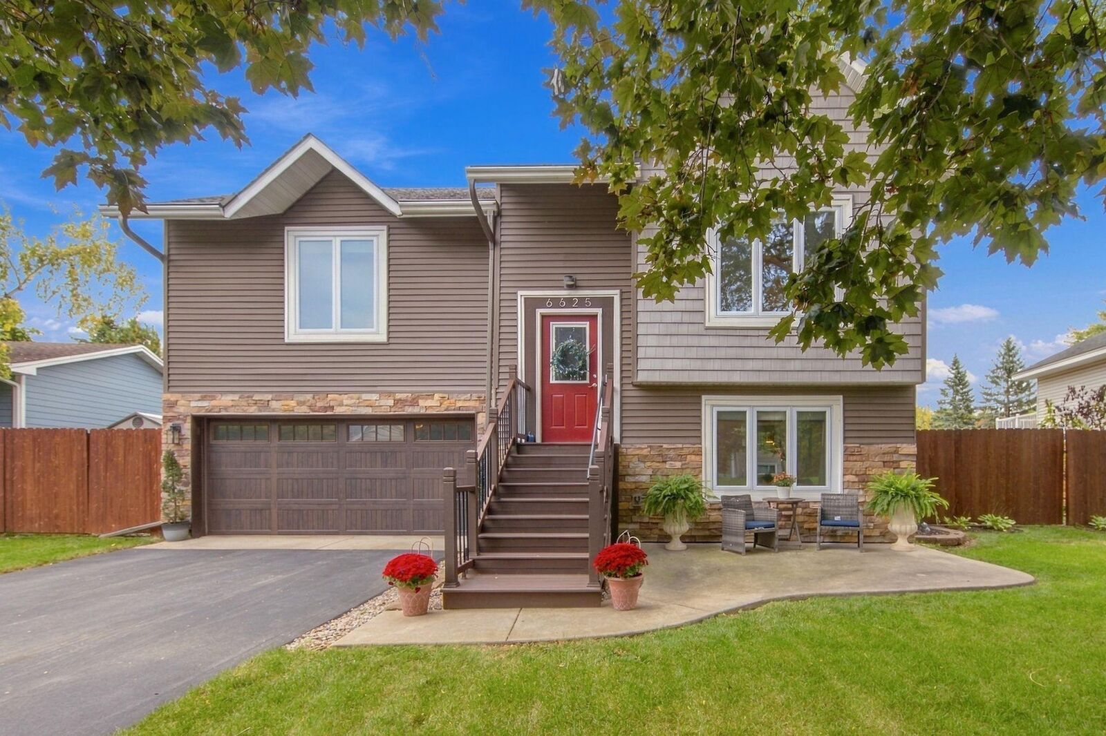 Property Photo: 6625 Harlan Drive MN 55346