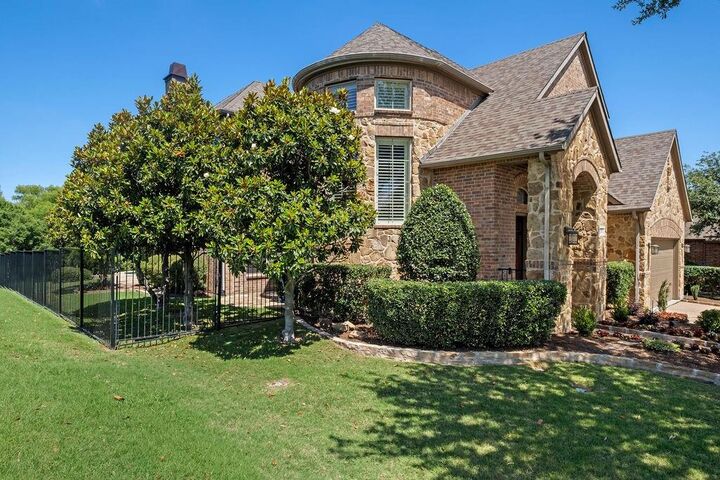 Property Photo:  201 Joplin Drive  TX 75071 
