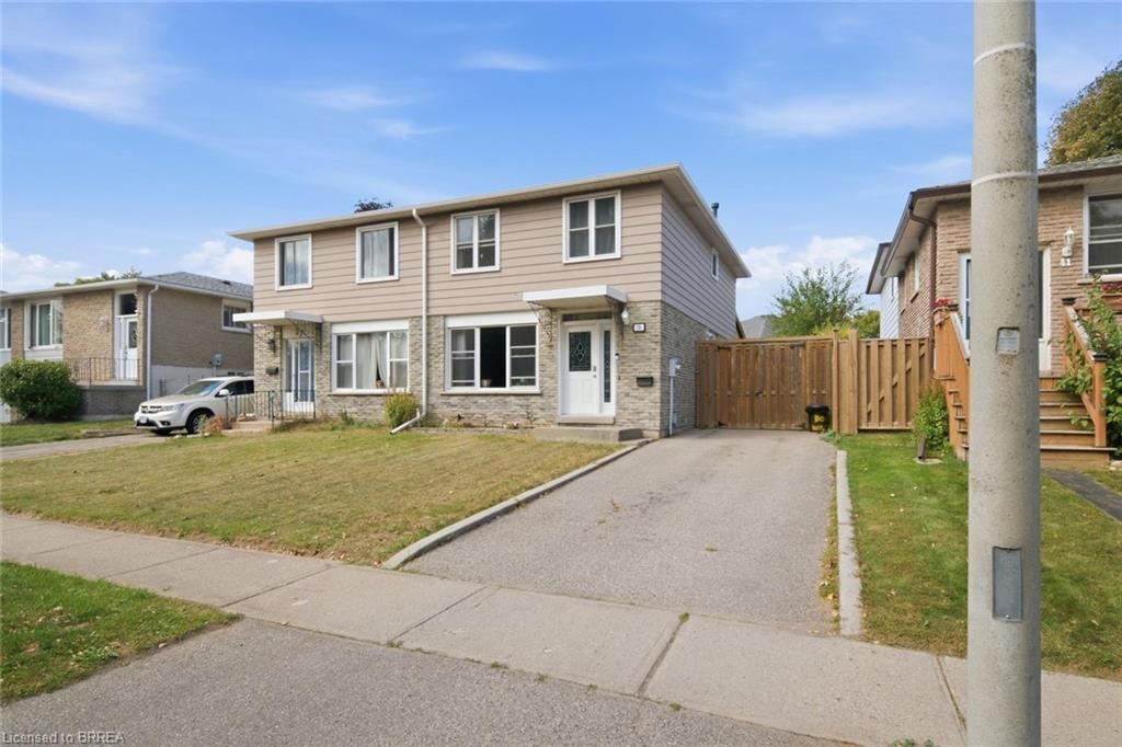 Property Photo:  39 Magnolia Drive  ON N3L 3M9 