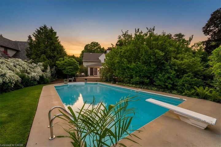 Property Photo:  3040 First Street  ON L7N 1C3 