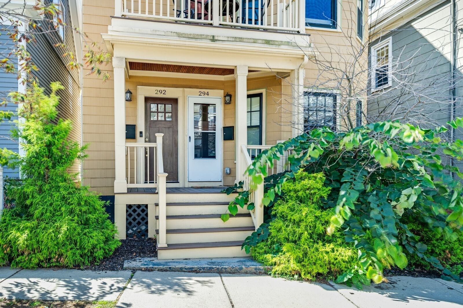 Property Photo:  292 Summer Street 2  MA 02144 