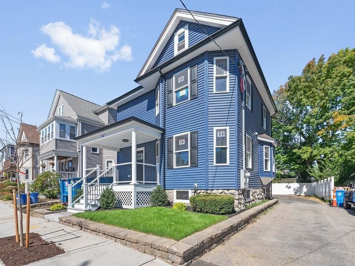 Property Photo:  26 Fuller Street 2  MA 02453 