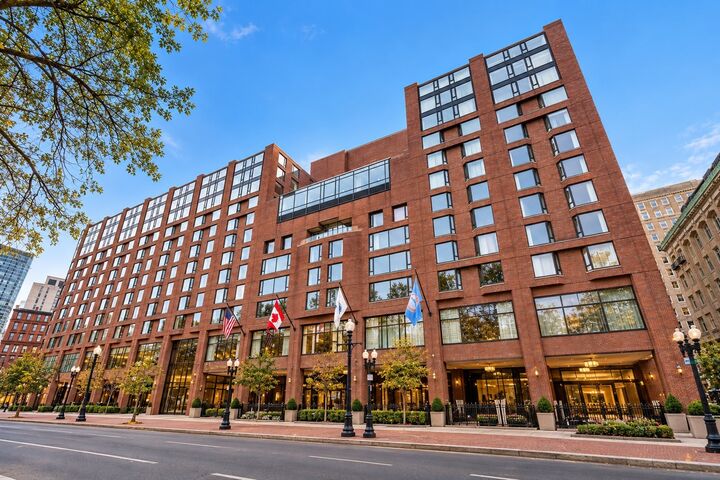 Property Photo: 220 Boylston St 1514 MA 02130
