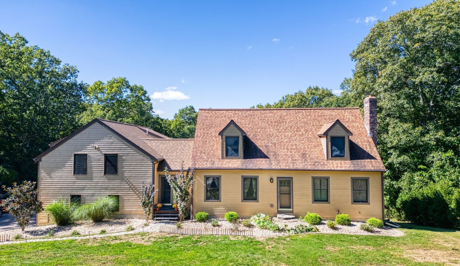 Property Photo:  121 Wallum Lake Rd  MA 01516 