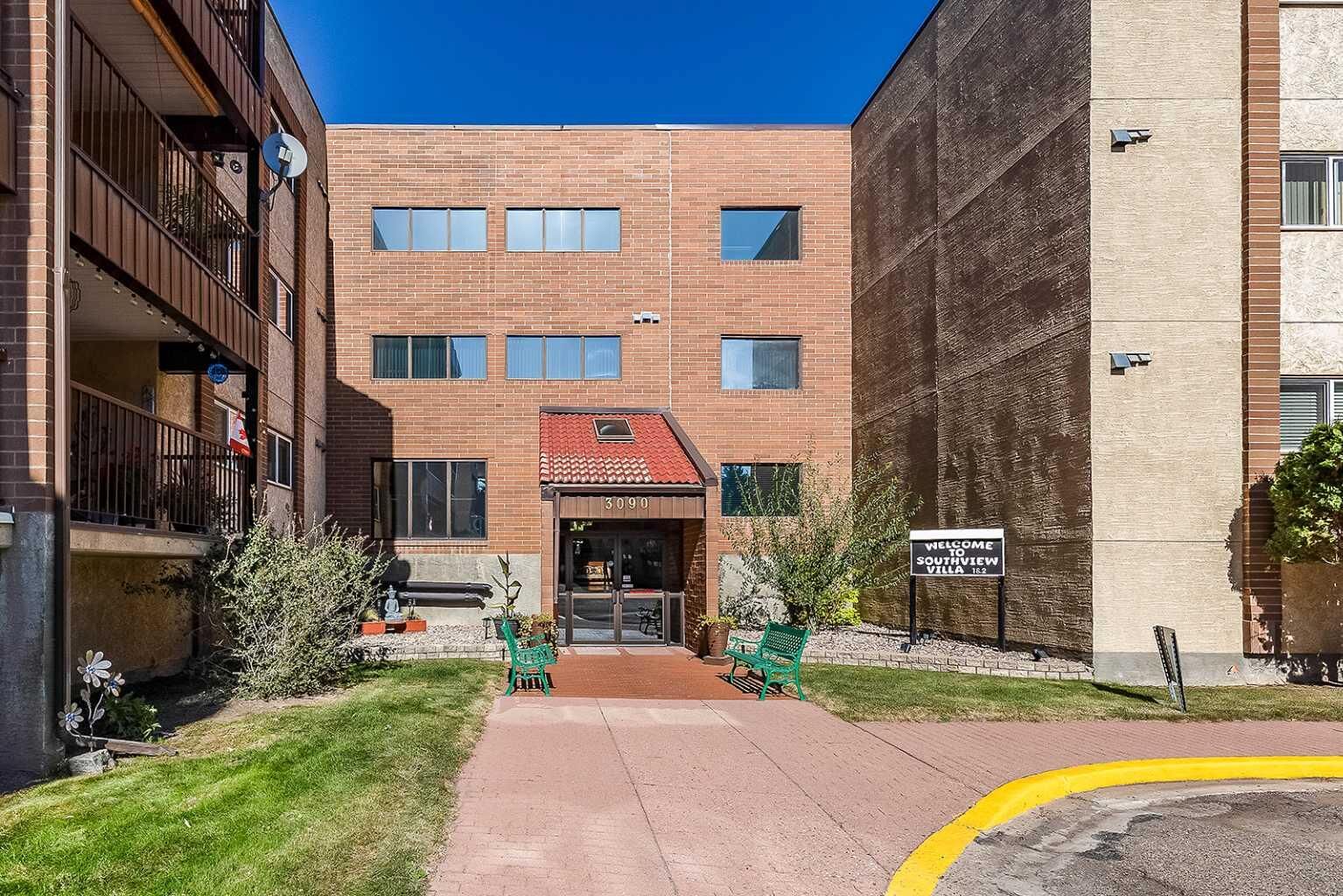 Property Photo: 3090 15 Avenue SE 307 AB T1B 3Z3